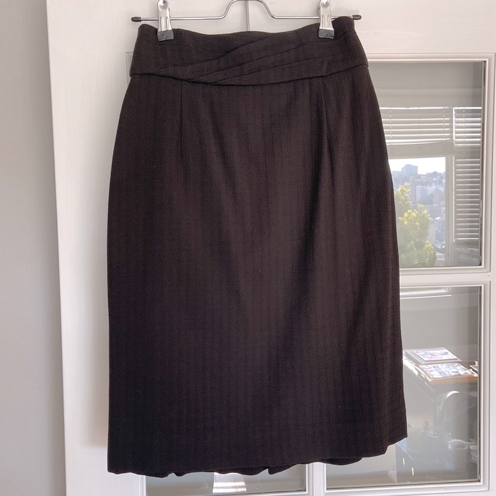 Classiques Entier Pencil Skirt with Ruffle Detail